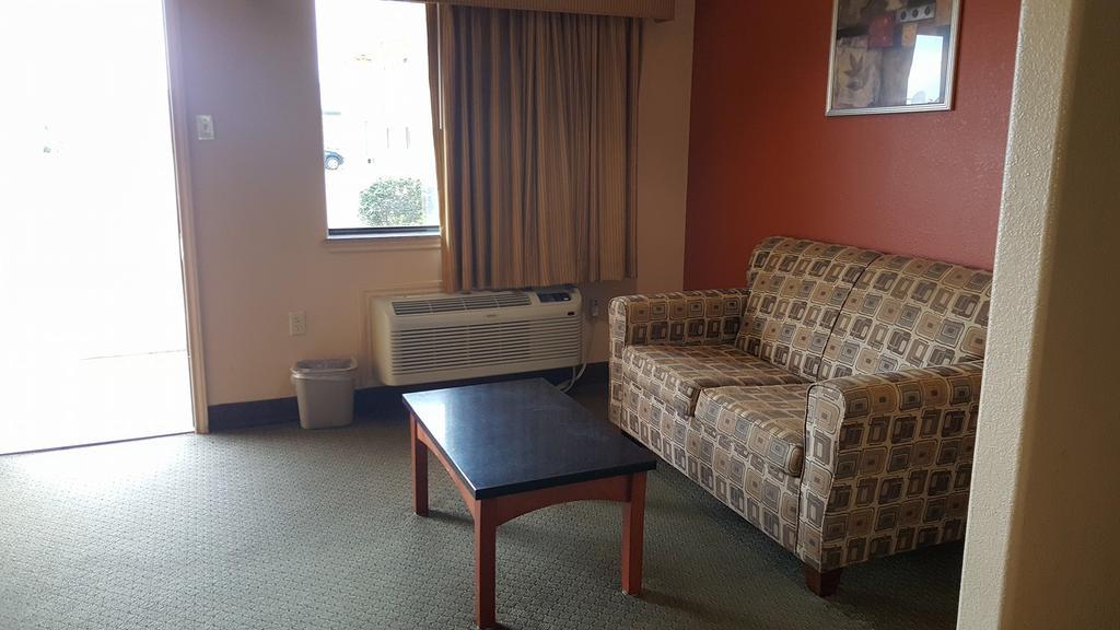 Budgetel Inn And Suites Hearne Екстер'єр фото